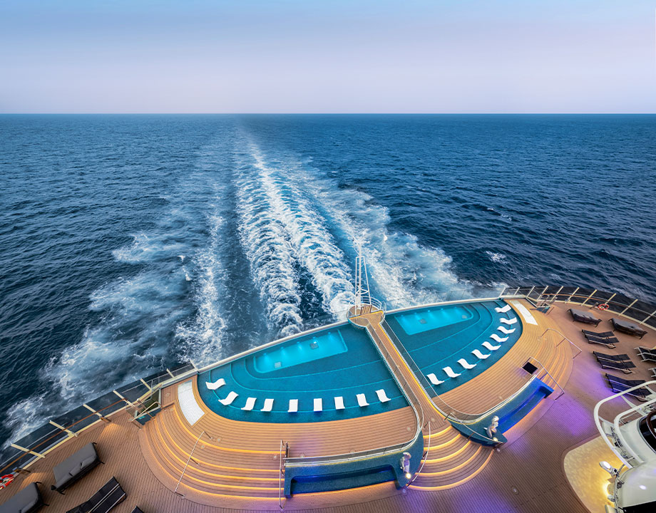 Relax and enjoy the views onboard MSC Seascape in our beautiful infinity pool.